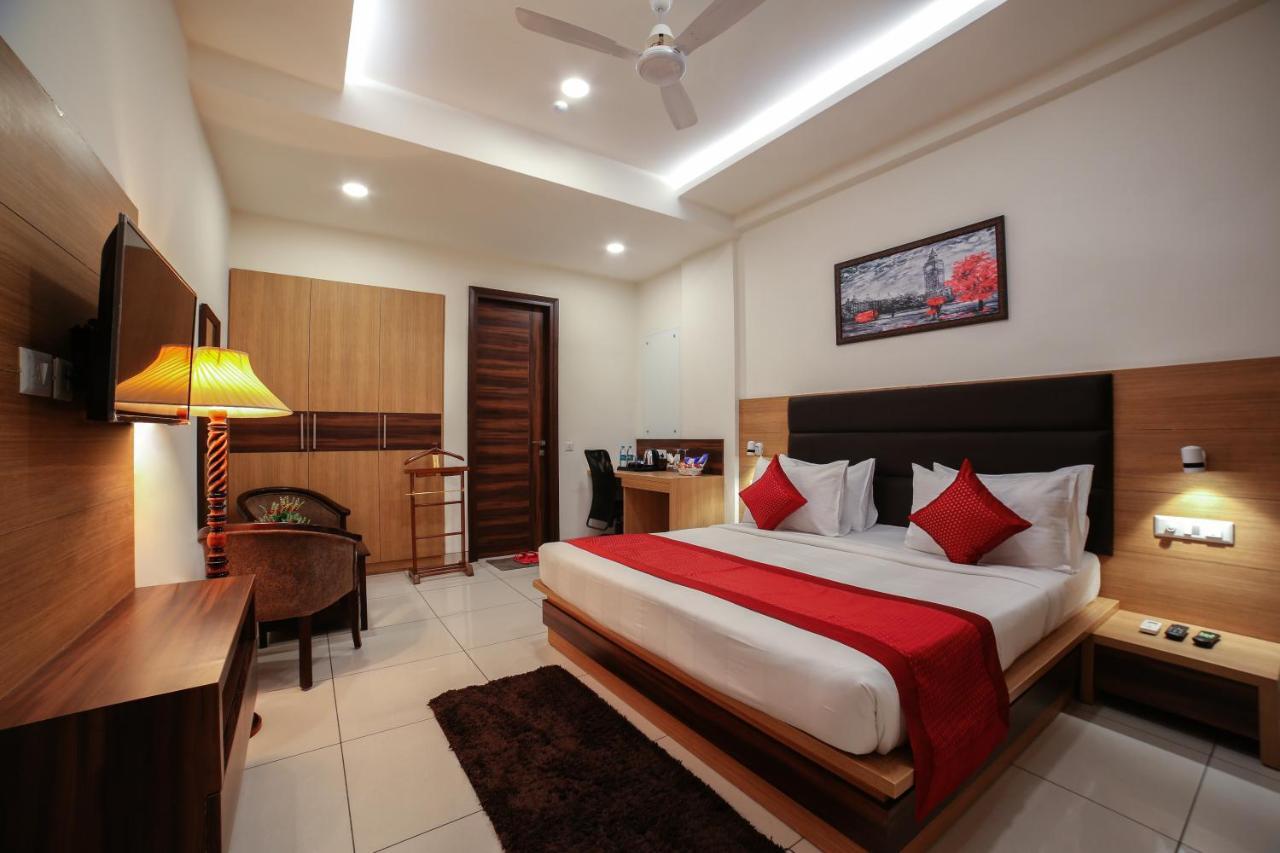 Hotel Grand Regency By Jmd Group Near Delhi Igi Airport Нью-Дели Экстерьер фото
