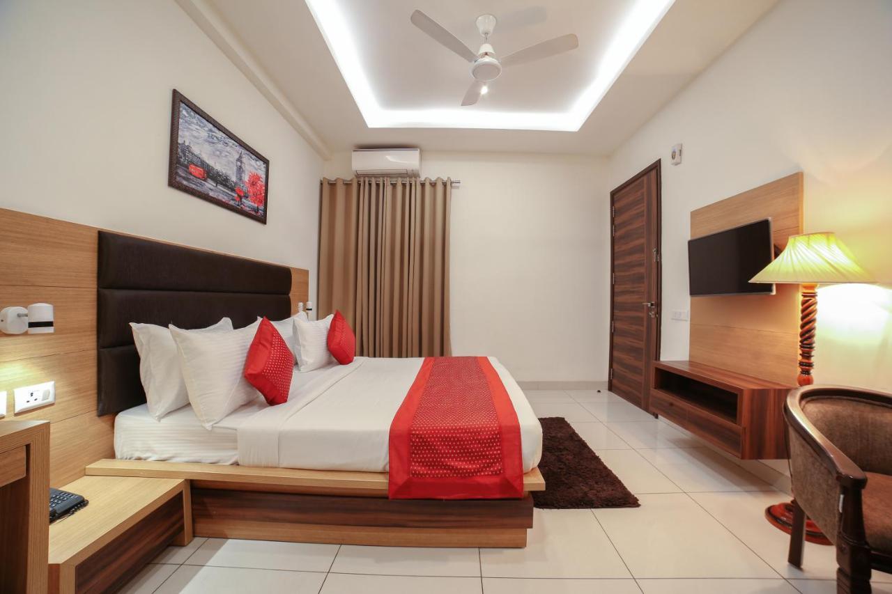 Hotel Grand Regency By Jmd Group Near Delhi Igi Airport Нью-Дели Экстерьер фото